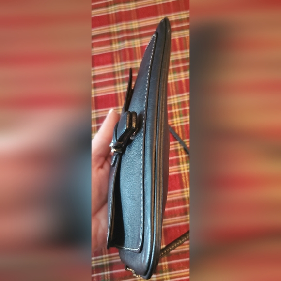 Coach 2003 Black Hampton Wristlet - Picture 4 of 10
